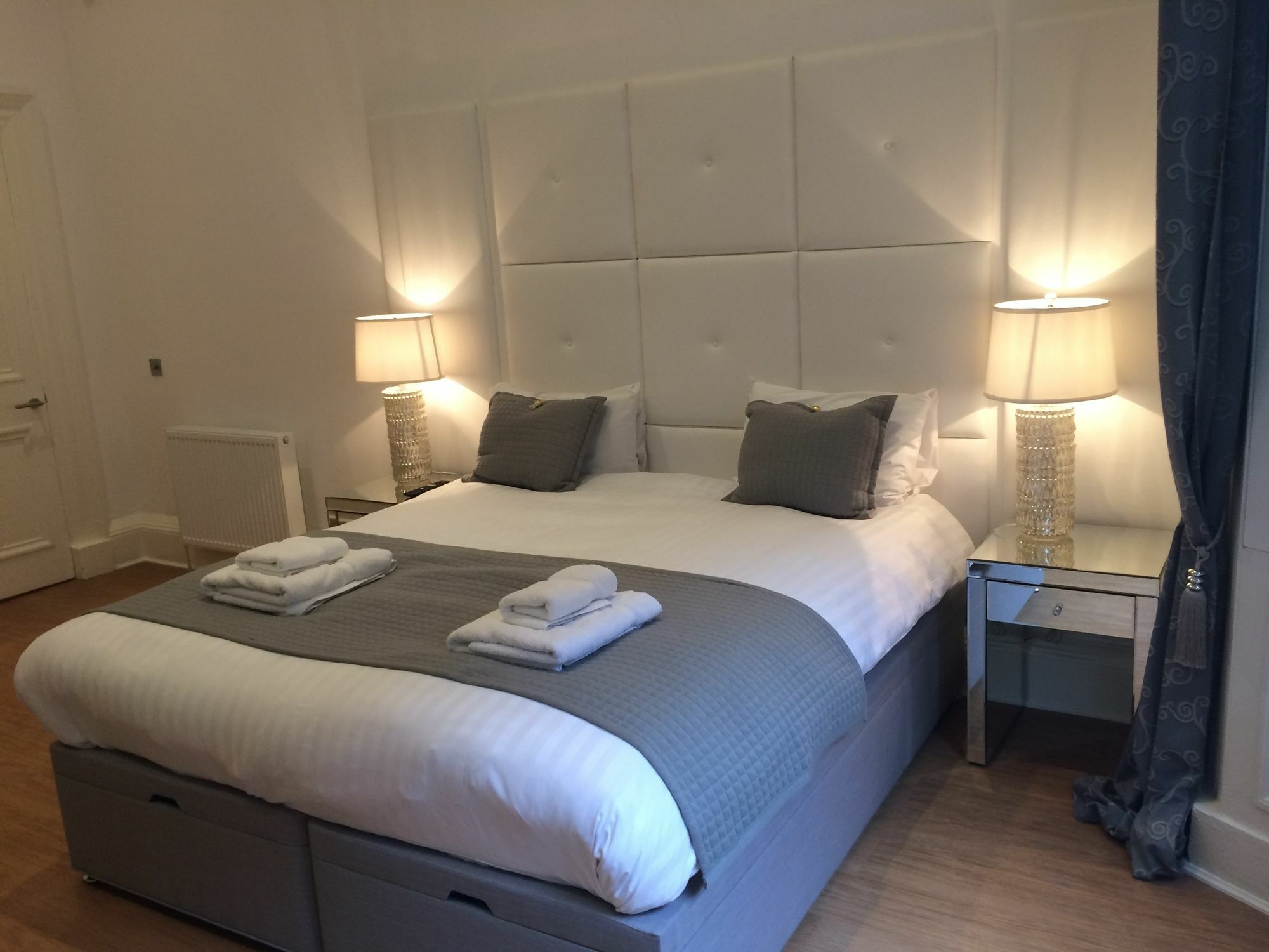 Hanover 71 Suites เอดินบะระ ภายนอก รูปภาพ