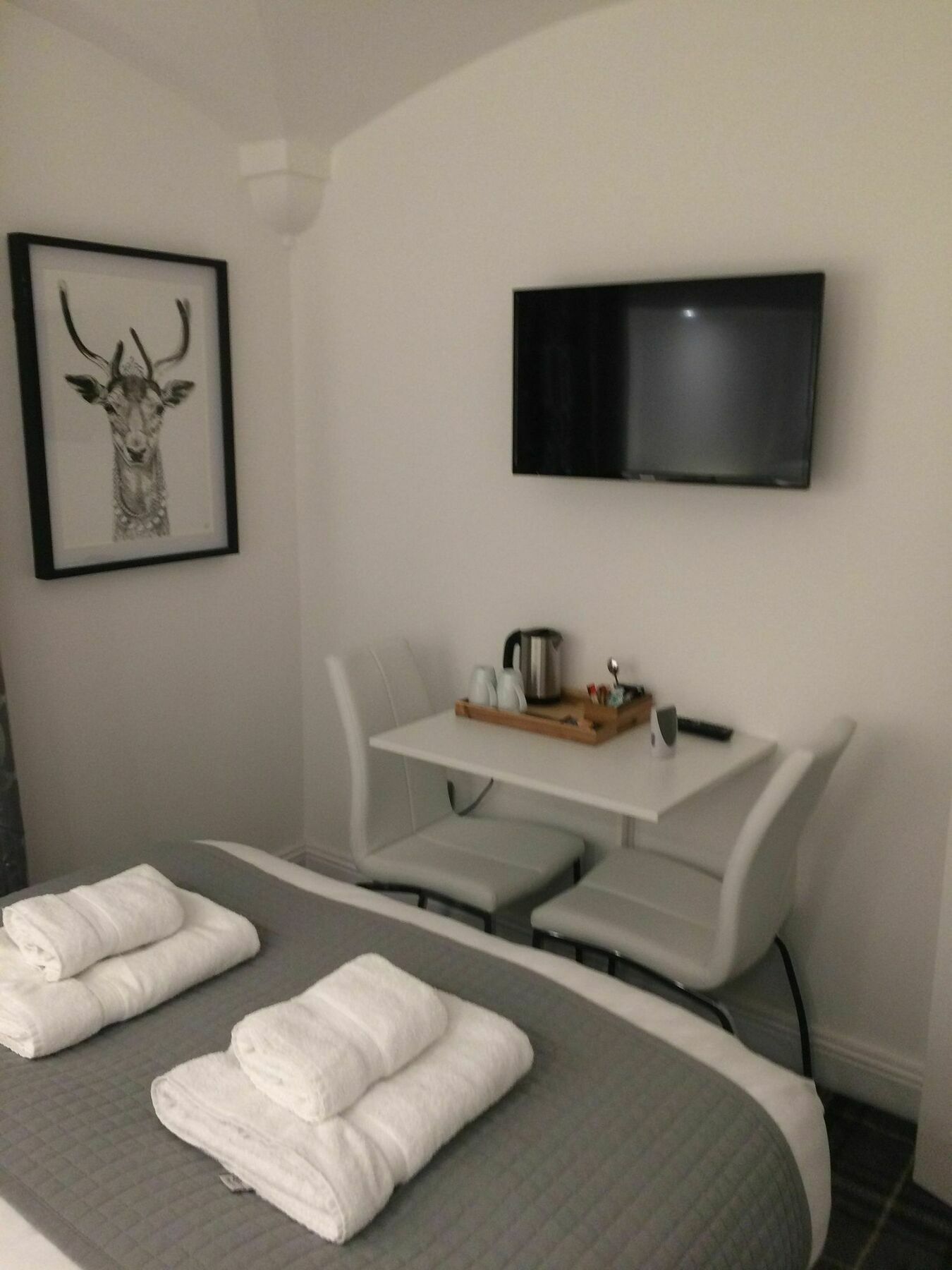 Hanover 71 Suites เอดินบะระ ภายนอก รูปภาพ